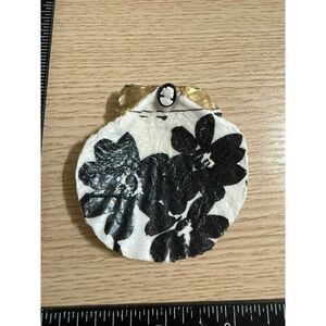 Handmade Decoupage Scallop Shell Trinket‎ Dish Black Floral Gold Leaf Cameo 3"